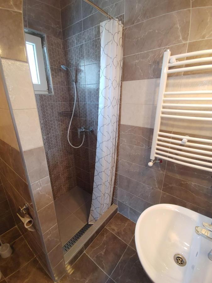 Fiesta Apartman 미슈콜츠 외부 사진