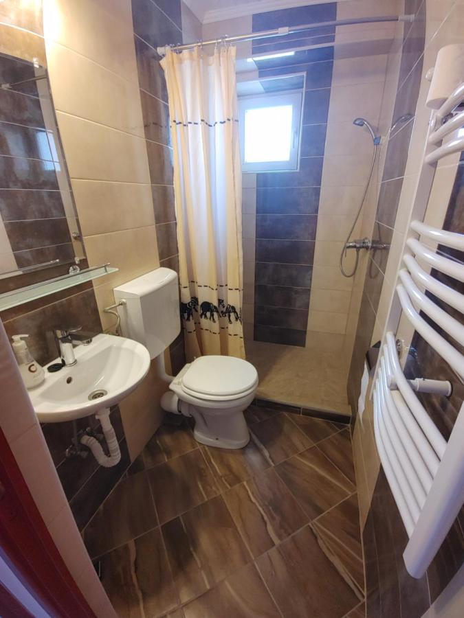 Fiesta Apartman 미슈콜츠 외부 사진
