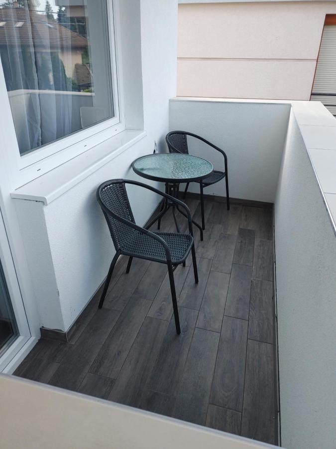 Fiesta Apartman 미슈콜츠 외부 사진
